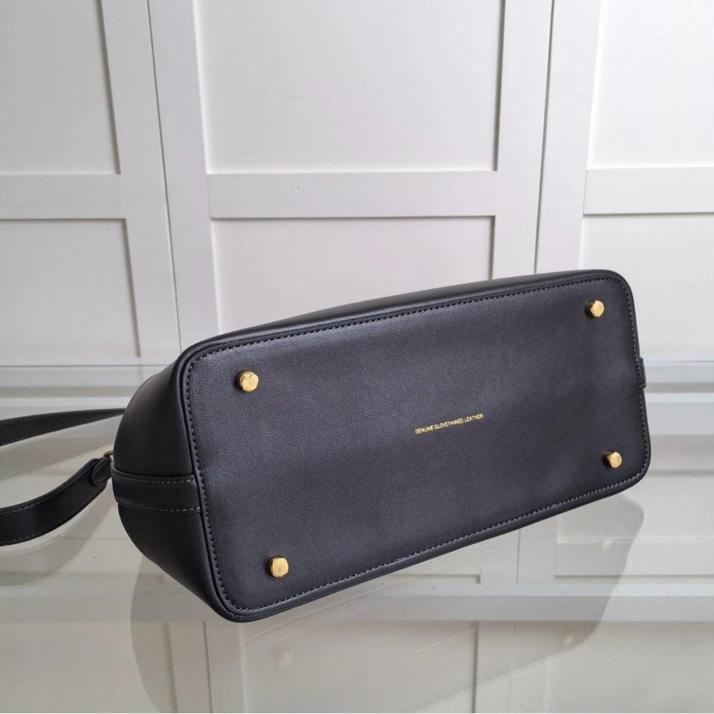 Coach Empire Black 28 - Picture 6 of 9